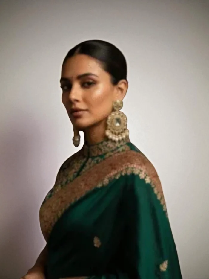 Gold Plated Kundan Jhumka Style Earrings